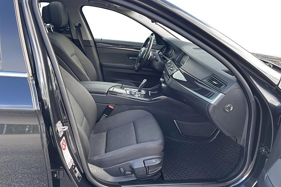 BMW 520d 15 of 28