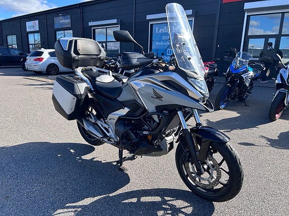 Honda NC750XD ( Mycket utrustning ) 2 of 8