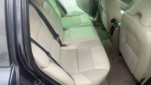 Volvo V70 19 of 19