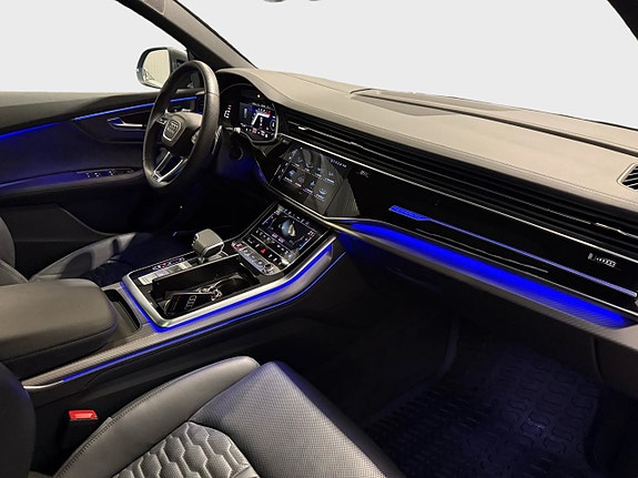 Audi RS Q8 10 of 12
