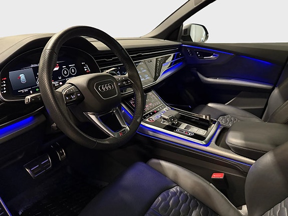 Audi RS Q8 8 of 12