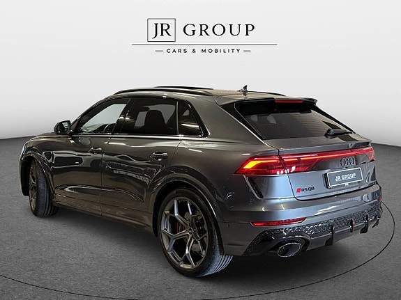 Audi RS Q8 4 of 12