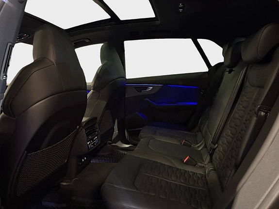 Audi RS Q8 11 of 12