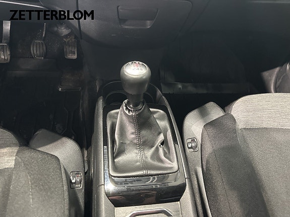 Citroen C4 Picasso 14 of 18