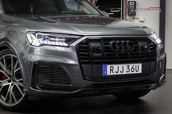 Audi Q7 4 of 30