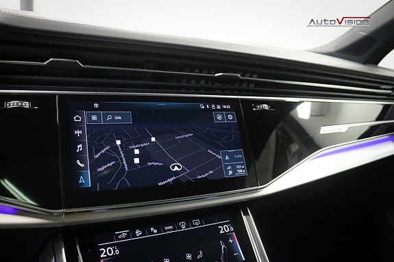 Audi Q7 12 of 30