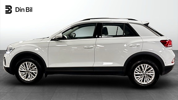 Volkswagen T-Roc 2 of 12