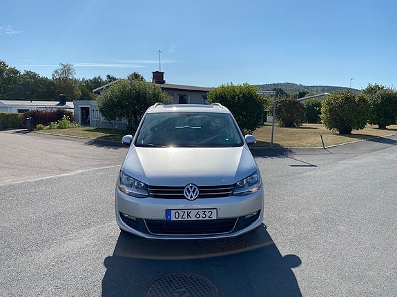 Volkswagen Sharan 2 of 6