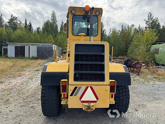 Hjullastare Ford A-62 med redskap 4 of 27