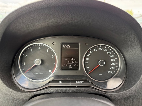 Volkswagen Polo 20 of 20