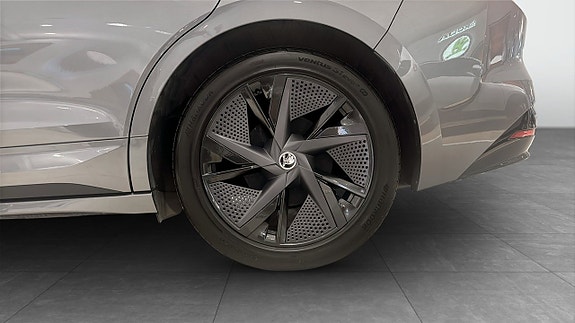 Skoda Enyaq Coupe RS 5 of 13