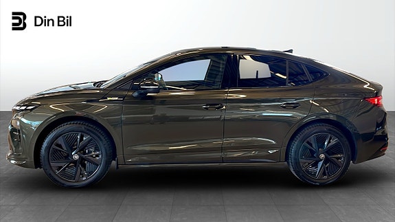 Skoda Enyaq 2 of 21