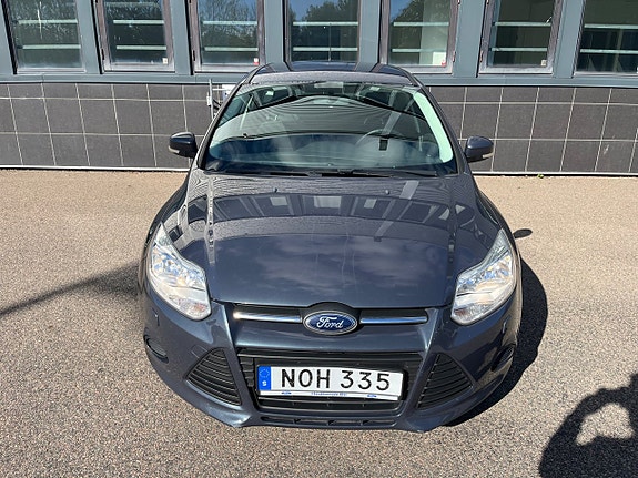 Ford Focus 2 of 21