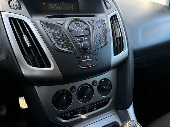 Ford Focus 16 of 21