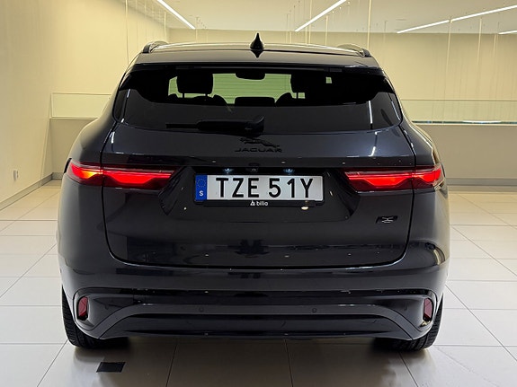 Jaguar F-PACE 5 of 22