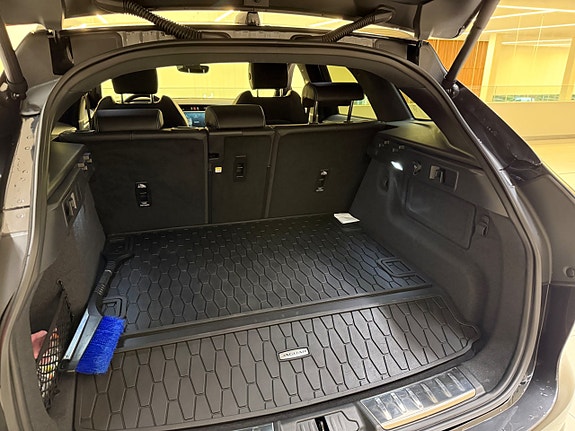 Jaguar F-PACE 22 of 22