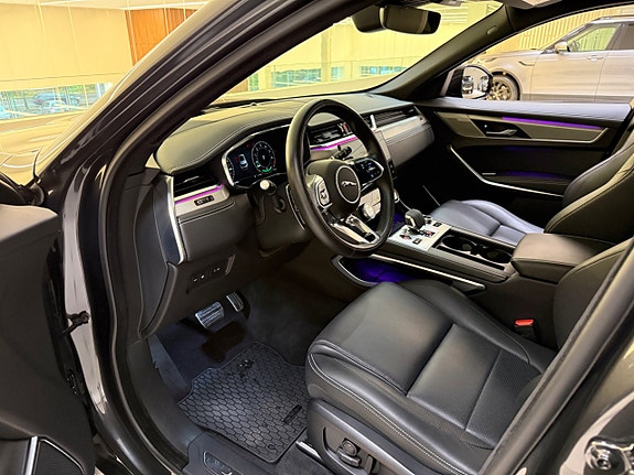 Jaguar F-PACE 9 of 22