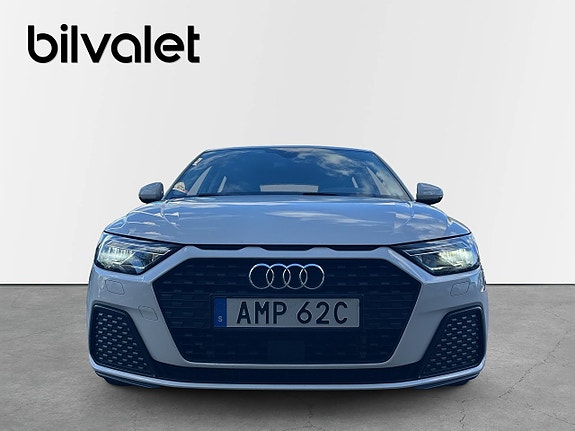 Audi A1 2 of 15