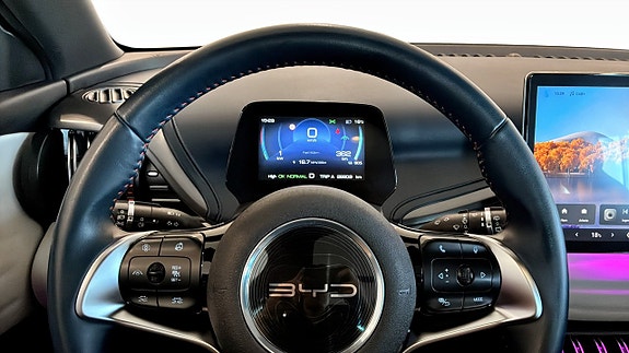 BYD Atto 3 21 of 25