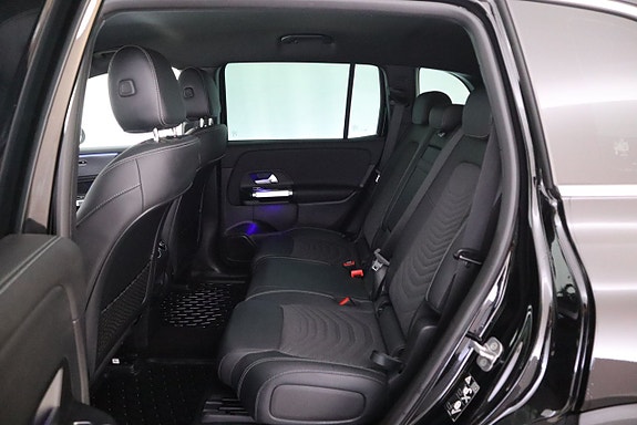 Mercedes-Benz EQB300 14 of 25