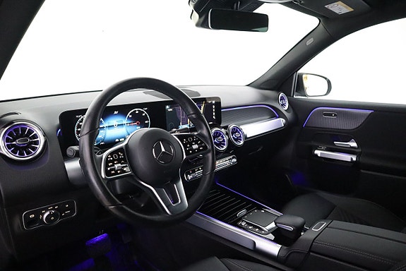 Mercedes-Benz EQB300 11 of 25