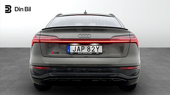 Audi Q8 5 of 18