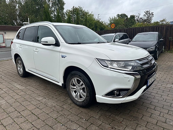 Mitsubishi Outlander 13 of 13