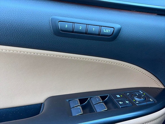 Lexus NX450h+ 20 of 24