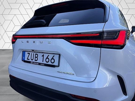 Lexus NX450h+ 24 of 24