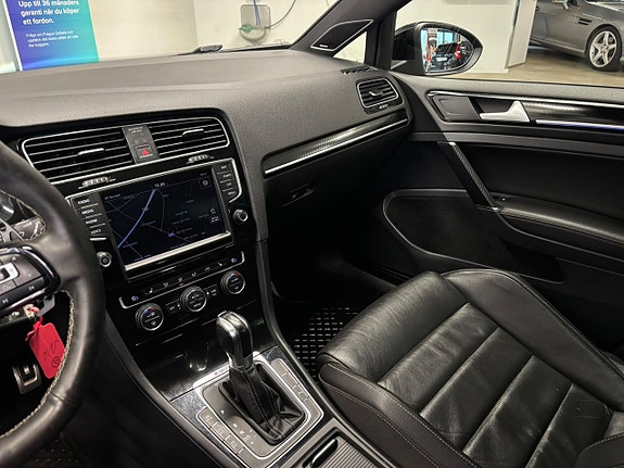 Volkswagen Golf I 23 of 30