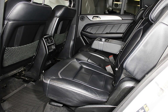 Mercedes-Benz GL350 13 of 27