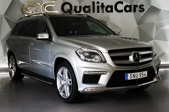 Mercedes-Benz GL350 2 of 27