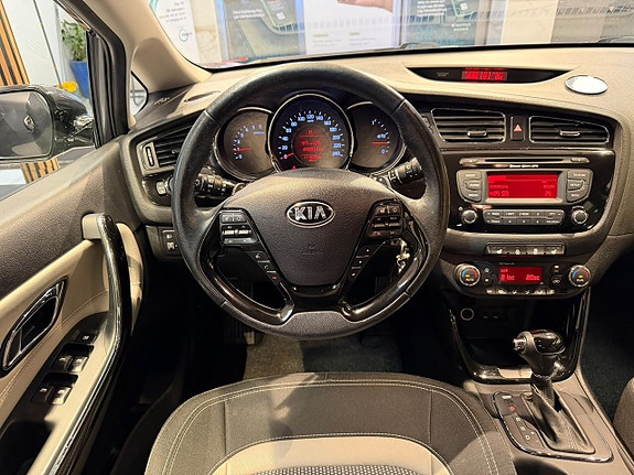 Kia Ceed 10 of 25