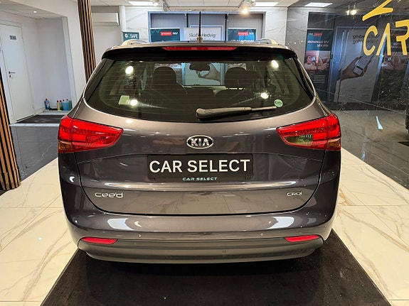 Kia Ceed 4 of 25