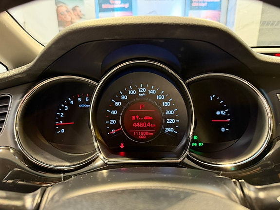 Kia Ceed 11 of 25