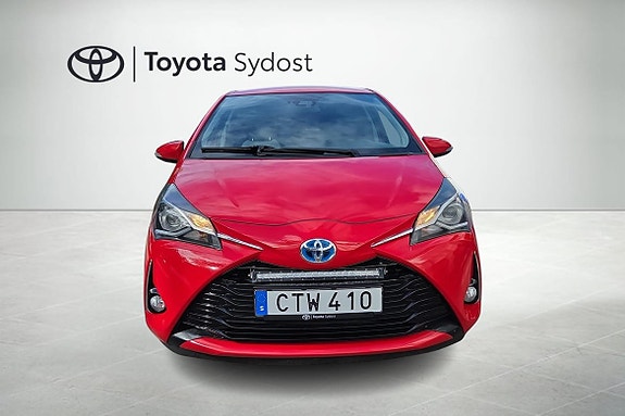 Toyota Yaris 9 of 21