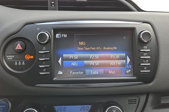 Toyota Yaris 17 of 21
