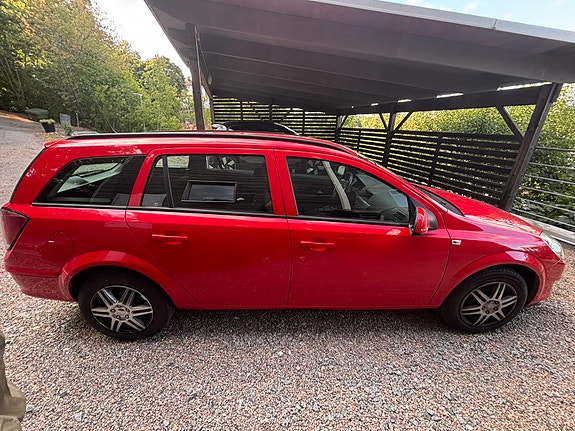 Opel Astra 4 of 7