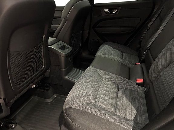 Volvo XC60 6 of 20