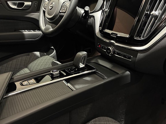Volvo XC60 18 of 20