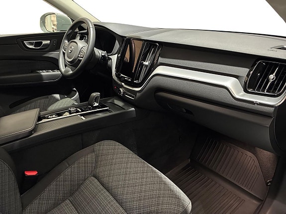 Volvo XC60 4 of 20