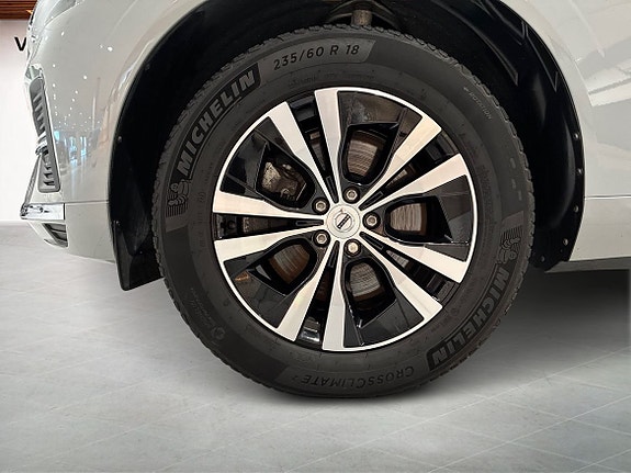 Volvo XC60 9 of 20