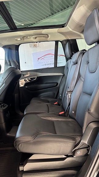 Volvo XC90 7 of 18