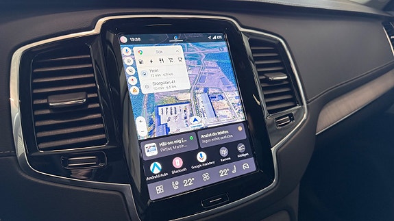 Volvo XC90 16 of 18