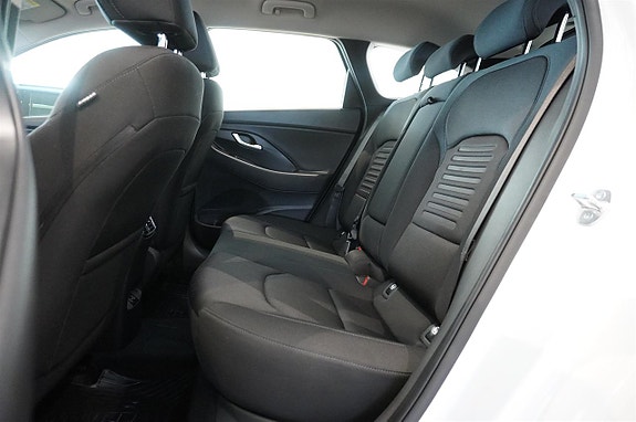 Hyundai i30 6 of 13