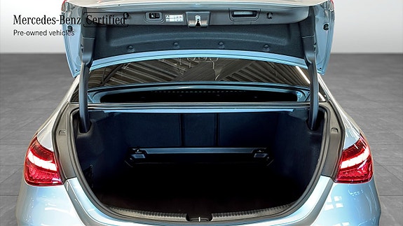 Mercedes-Benz C43 10 of 22