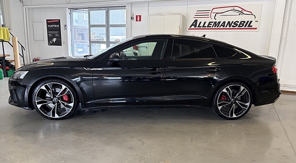 Audi A5 2 of 18