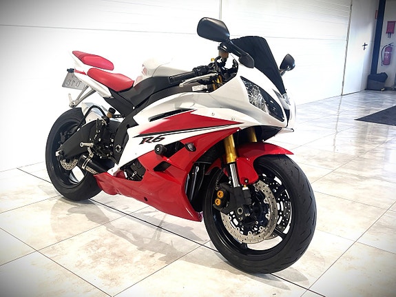 Yamaha YZF-R6 R6 2 of 12