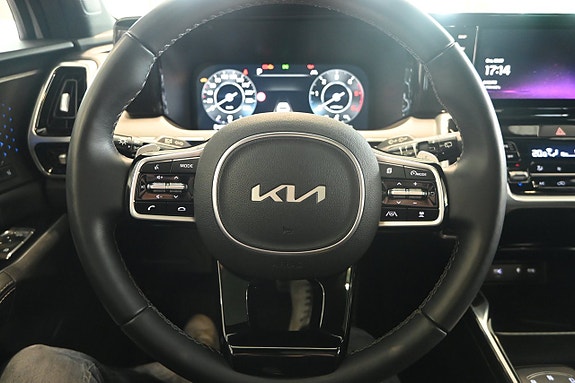 Kia Sorento 26 of 30