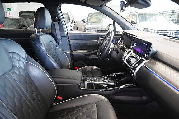 Kia Sorento 13 of 30